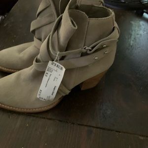 Women’s Sam Edelman  Leather Dress Boots. Size 6 1/2